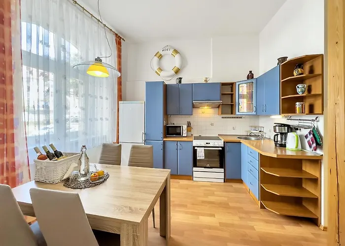 Laura\'S Apartment